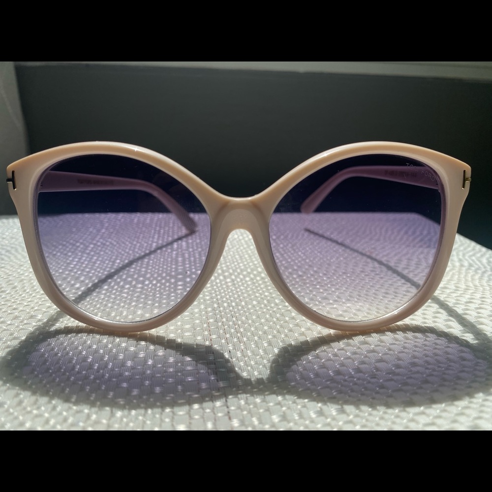 Tom Ford TF 485-D Sunglasses